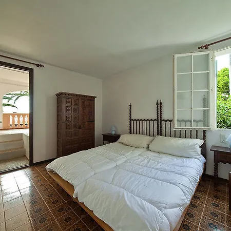 19 A - Four Bedroom Hotel *